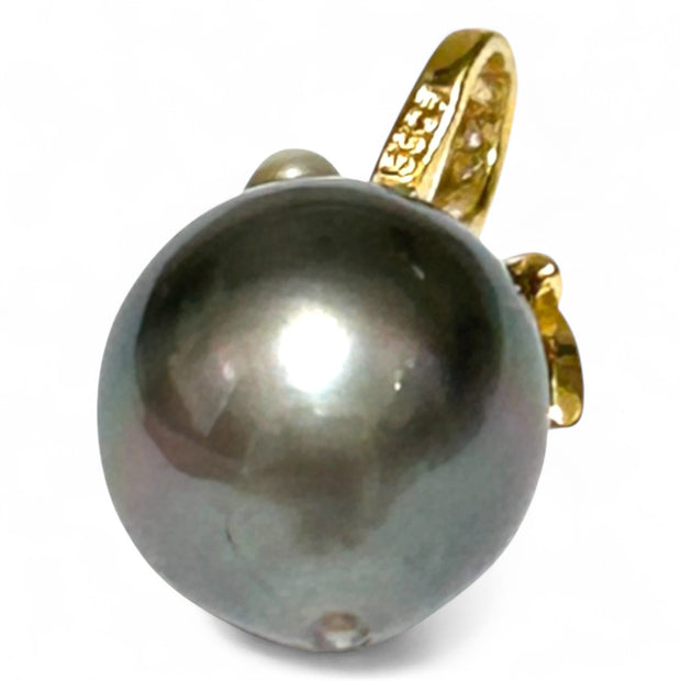 Baroque 11.2 x 12.3mm Tahitian South Sea Peacock Gray Pearl Pendant