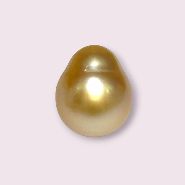 Oval Drop 14.3 x 17mm 23.3 Carats Rich Gold South Sea Pearl Loose