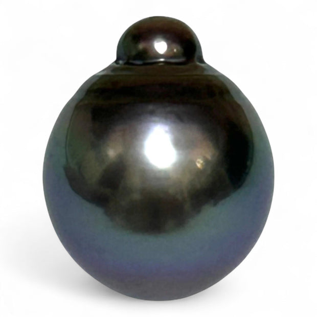Elegant 13.9 x 17.1mm 21 Carat Tahitian Pearl – Peacock Black Pinkish