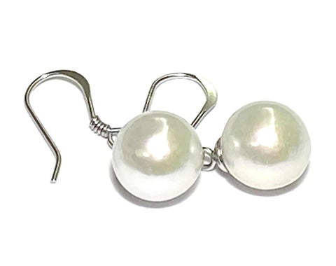 Classic Natural White 10mm Round Edison Cultured Pearl Dangle EarringsBirthday Great Gift For Her! Fabulous Classic Natural White Round 9.5 -10mm Edison Cultured Pearl Dangle Hook Earrings PEARL INFORMATIONPearl Type: Genuine Edison CuEarringsFine JewelryThe Fine Pearls JewelryClassic Natural White 10mm Round Edison Cultured Pearl Dangle Earrings – Timeless Elegance